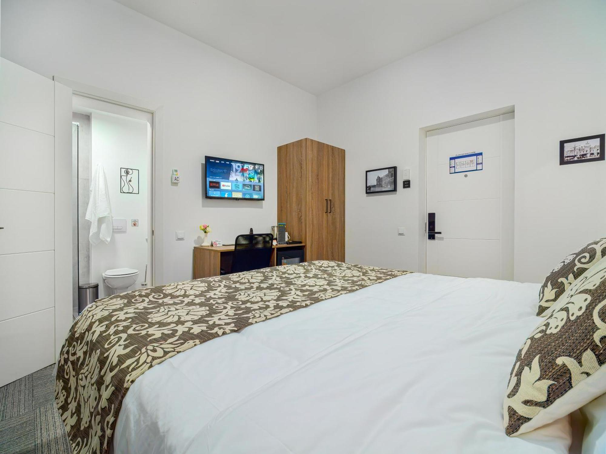 Ta Collection Hotel Kisinyov Kültér fotó