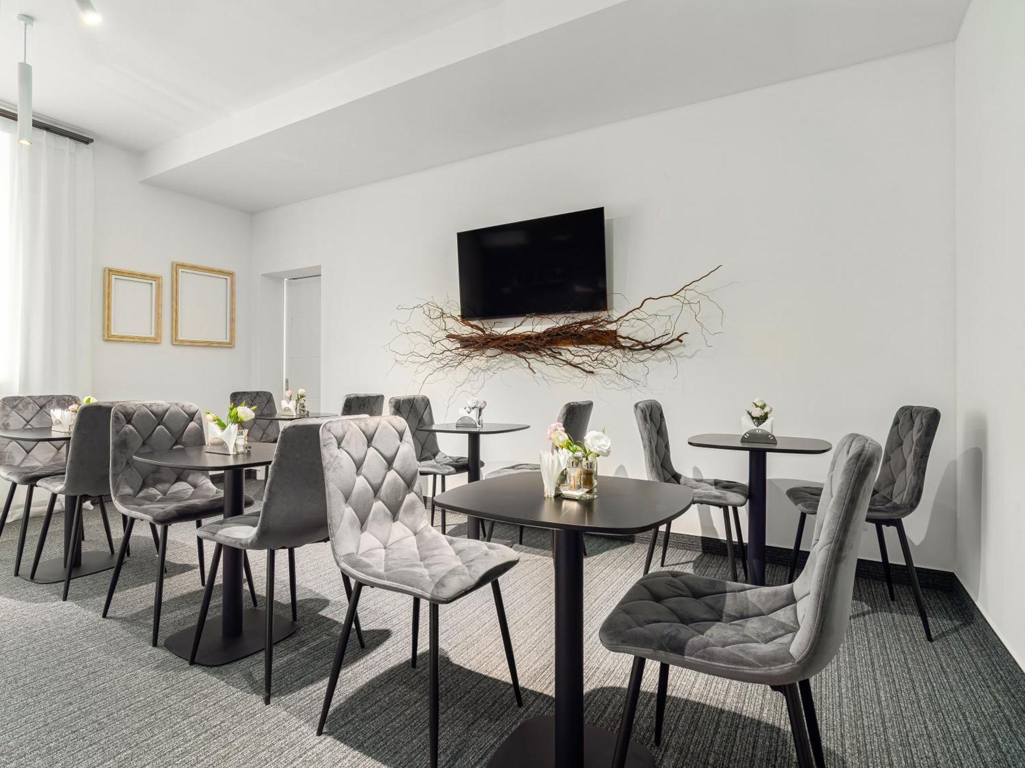 Ta Collection Hotel Kisinyov Kültér fotó